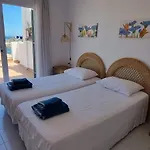 Pau I Mar Villa